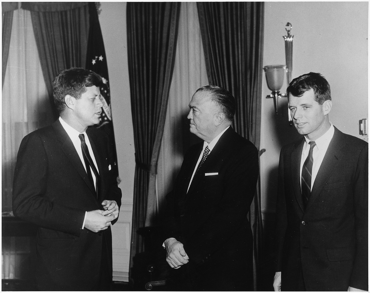 JFK, Robert Kennedy a Hoover....